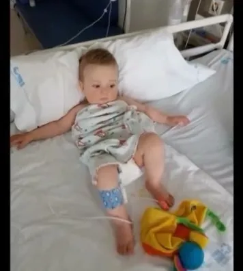 Peio en la cama del hospital
